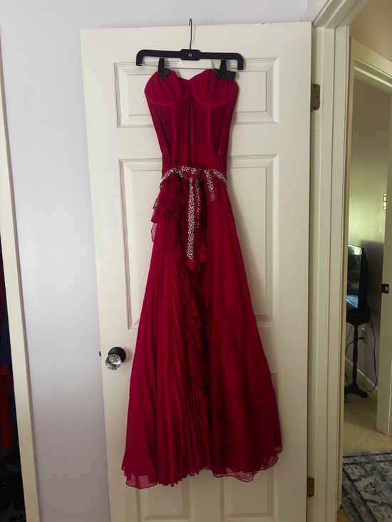 Alice + Olivia Dresses & Skirts - Alice and Olivia gown size 8, new with tags